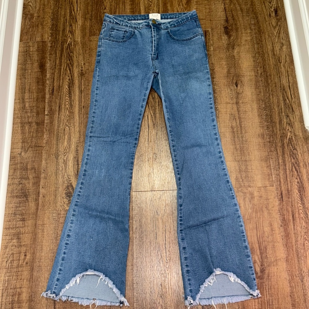 💙never worn trendy SCD size small blue jeans💙